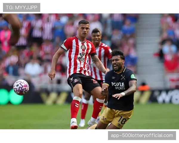 数据统计：利物浦全场完成30脚射门，为本赛季英超单场最高纪录